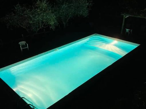 La piscina di notte